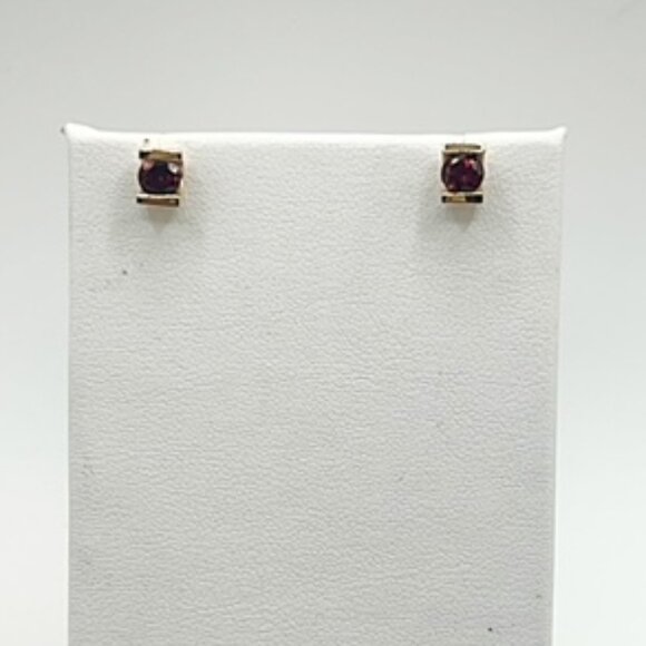 Round Genuine Garnet Gemstone Earrings in 14kt Gold - Picture 1 of 3